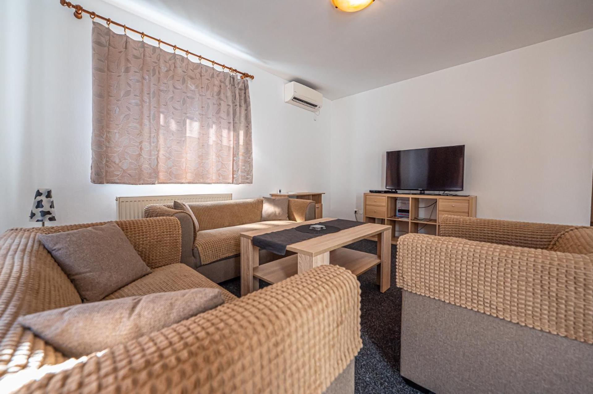 Xlsuite Apartment Comfort Piest'any Habitación foto